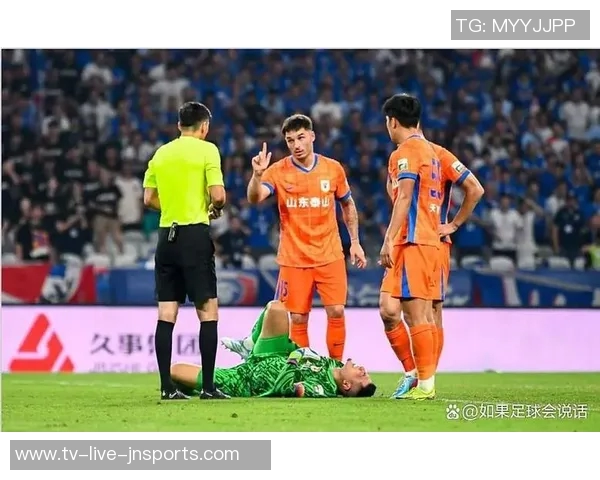 泰山中卫洛佩斯对抗表现不佳奥斯卡强势突破致失球 泰山中卫洛佩斯对抗表现不佳奥斯卡强势突破致失球