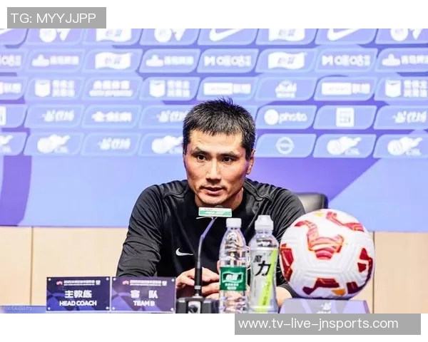 马德兴分析邵佳一受欢迎原因及其土主洋辅模式的成功尝试 马德兴分析邵佳一受欢迎原因及其土主洋辅模式的成功尝试