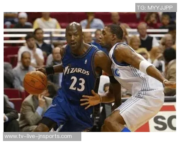 华子分享乔丹传授的干拔得分技巧与中投甜点位的完美结合 华子分享乔丹传授的干拔得分技巧与中投甜点位的完美结合