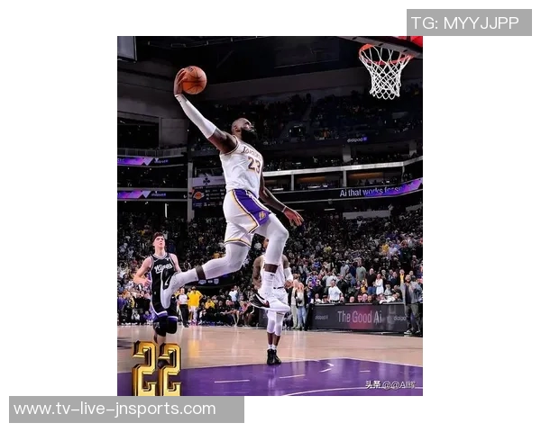 詹姆斯分享20张珍贵照片庆祝第23个赛季荣耀时刻尽情享受篮球人生 詹姆斯分享20张珍贵照片庆祝第23个赛季荣耀时刻尽情享受篮球人生