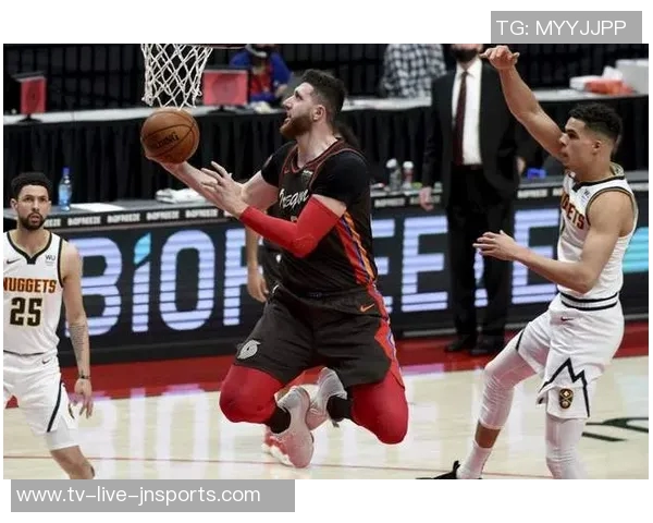 美记透露近期中锋交易潮将至罗威弩机理查兹等人或成焦点